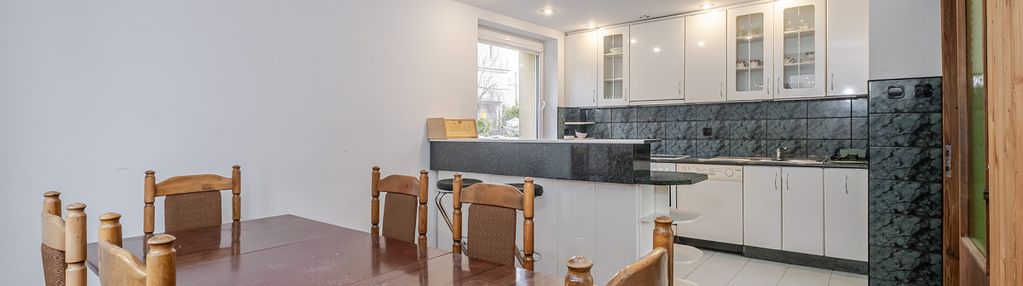 Dom dla 2 rodzin lub pod inwestycję