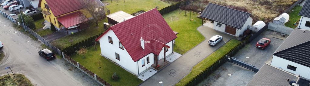 Dom z 2018r + garaż do wejścia - 500m do pkp