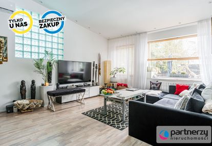 Cały parter domu zaledwie 80 m od plaży w orłowie!