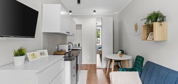 Jasna kawalerka z oddzielną sypialnią - chorzów