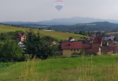 Widokowa działka budowlana w pobliżu wyciągu .