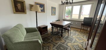 Na wynajem klimatyczne 3-pokojowe mieszkanie