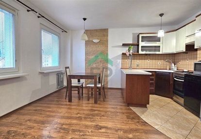 Trzypokojowe na drugim piętrze