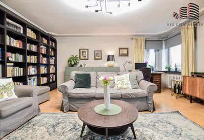 Przestronne mieszkanie, około 91 m2 na sprzedaż