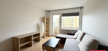 Wygodne dwupokojowe mieszkanie na brodwinie