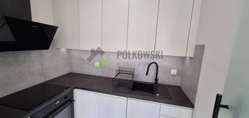 Mieszkanie na parterze z mp i komórką.