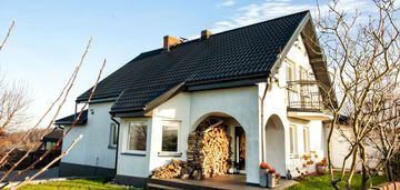 Dom dla rodziny i pod działalność luzino