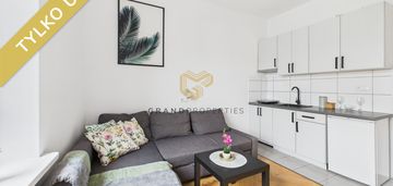 Centrum,  pl. zbawiciela, studio z klimatyzacją