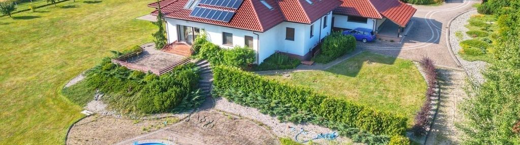 Reprezentacyjna willa z basenem, ogromnym ogrodem