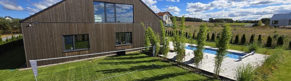 Nowoczesny dom z basenem i spa