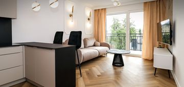 Ul.dąbrówki|wysoki standard|centrum|winda