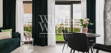 Nadmorski apartament z ogródkiem przy marinie