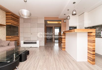 Projektant | miejsce w hali garażowej | 56m2