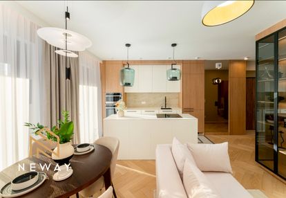 Apartament z ogródkami na woli justowskiej