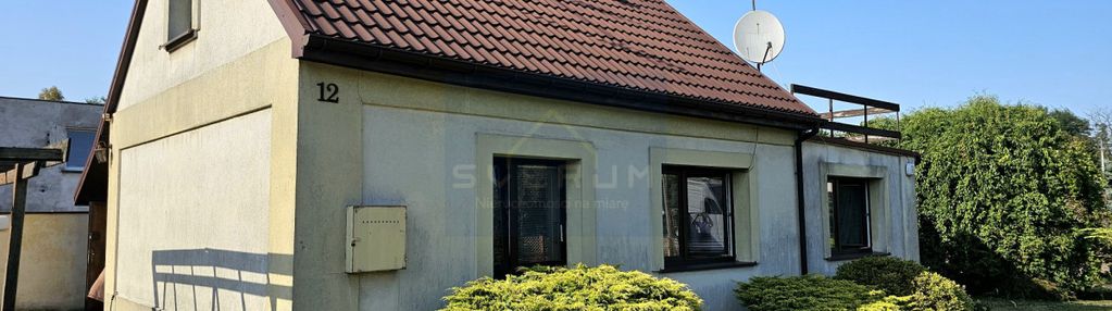 Dom w cichej i zielonej okolicy wyczerpy aniołów