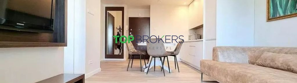 Salon z aneksem i sypialnia, klima, garaż