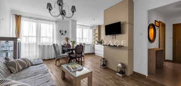Apartament z panoramicznym widokiem – 15 piętro