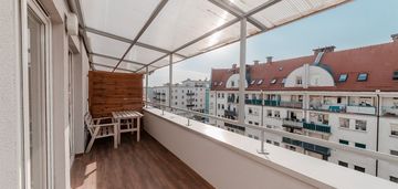 Dwupoziomowe mieszkanie z dużym tarasem i garażem