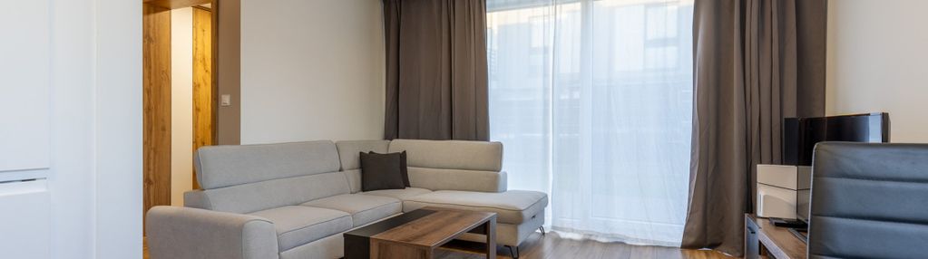 Bezczynszowe 3 pokoje z ogrodem 100 m² – banino