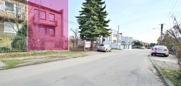 Rezerwacja - bliźniak z narożną działką