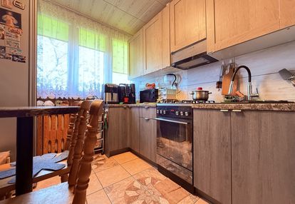 83m2/2piętro blok/ 4pokoje+osobna kuchnia