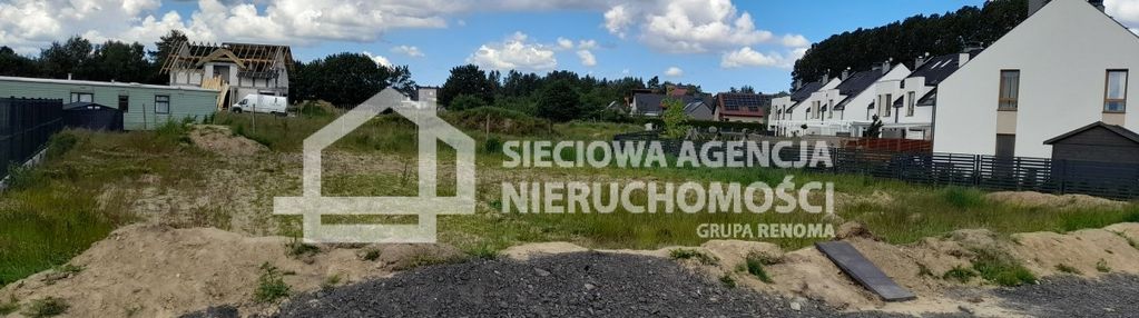 Nasłoneczniona, uzbrojona działka na wiczlinie