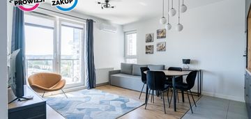 Eleganckie mieszkanie-duży balkon10 minut do morza