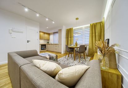 Premium 3 pok, garderoba, 1 piętro z balkonem blok