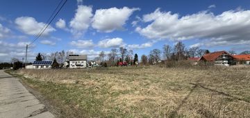 Działka budowlana i drewnica i 5 km od morza