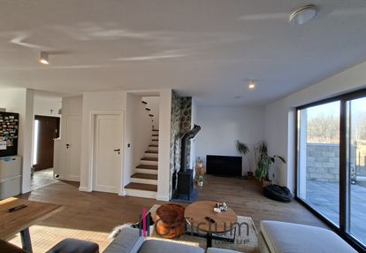 Nowoczesny segment - gotowy do zamieszkania