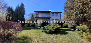 Dom z dużą działką