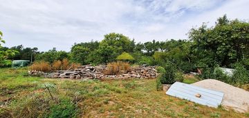 Działka nieużytek. gaz,kanalizacja,prąd,woda