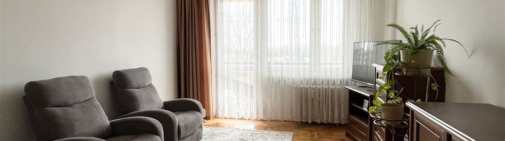 Ładny widok z okien, cisza, dużo światła