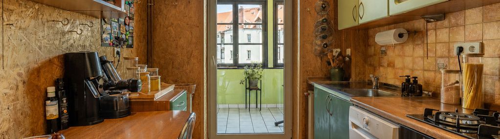 Przestronne mieszkanie w klimatycznej kamienicy