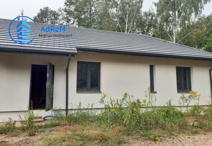 Dom jeziórko 950000 zł