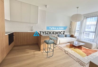 Garnizon 2 pokoje, zadbane, wyposażone, z balkonem