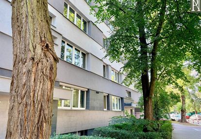 Ścisłe centrum, blisko uczelnie, sklep pod blokiem.