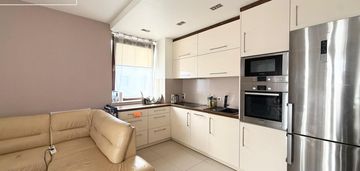 Balkon/miejsce w garażu/blisko centrum