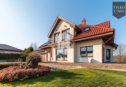 Piękny dom nad jeziorem (150m), blisko gdyni.