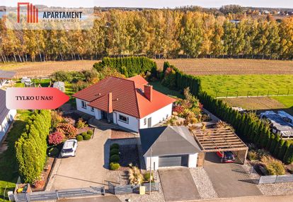 Parterowy dom, garaż, ogród, jezioro, mazury