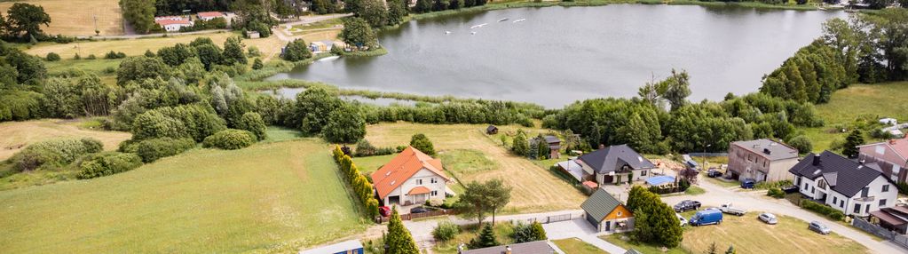 Dom z widokiem na jezioro, duża działka