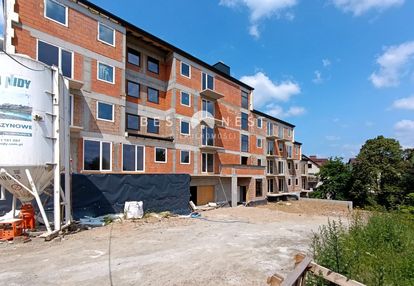Kamienica - 2 pok - balkon - 2025r. - miejsce post