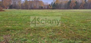 Piękna działka w starej wsi