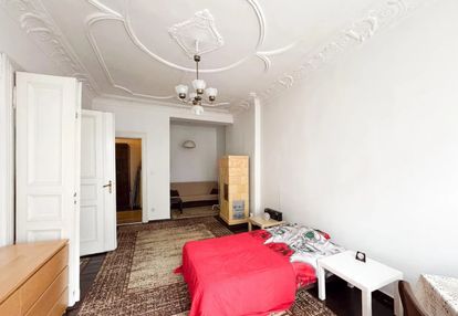 Okazja-5min do rynku-oryginalna sztukateria-balkon