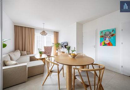 Elegancki apartament z ogródkiem i parkingiem x2