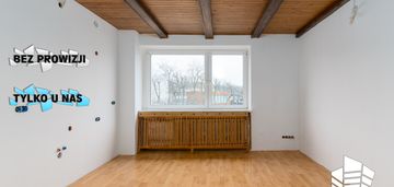 Mieszkanie dwu pokojowe z balkonem na 1 piętrze