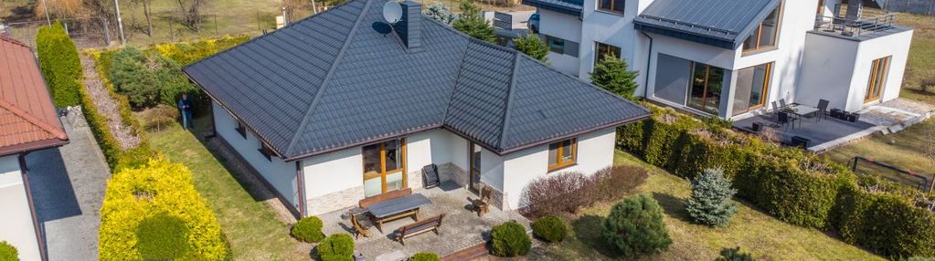 Ogród, kominek, cisza - resztę dopisze życie.