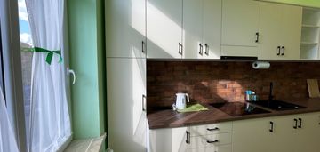 Klimatyczna kawalerka dla ludzi lubiących miasto