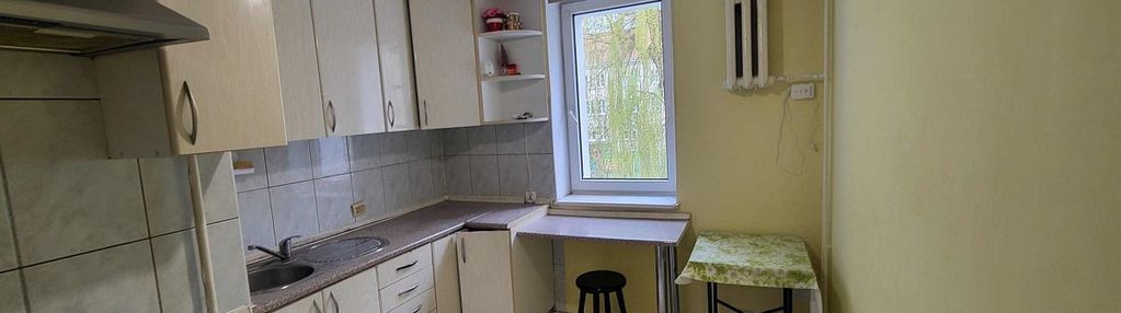 Wyjątkowy potencjał! 3 pokoje na i piętrze – ul. w