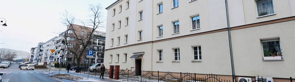 Duże mieszkanie w kamienicy w centrum miasta